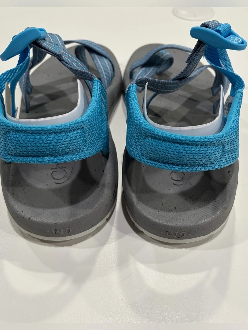Chaco Women's Size 9 CushZ Toe-Loop Sport Sandals Water Shoes Chacos Blue NWT